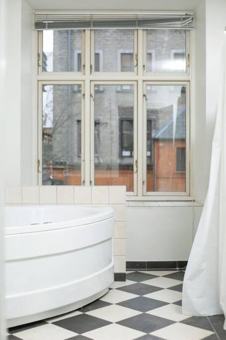 Large & Bright 3Br Apartment W Whirlpool Near Metro Kodaň Exteriér fotografie