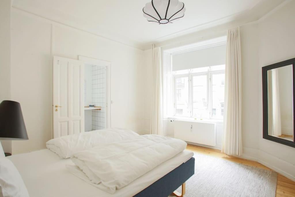 Large & Bright 3Br Apartment W Whirlpool Near Metro Kodaň Exteriér fotografie