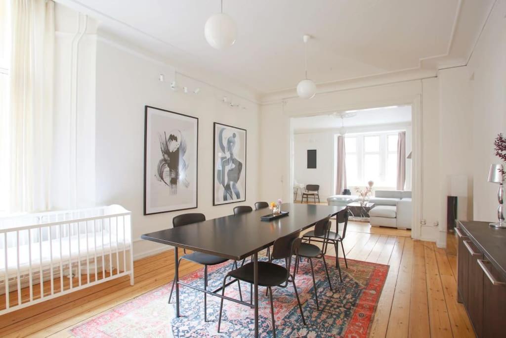Large & Bright 3Br Apartment W Whirlpool Near Metro Kodaň Exteriér fotografie